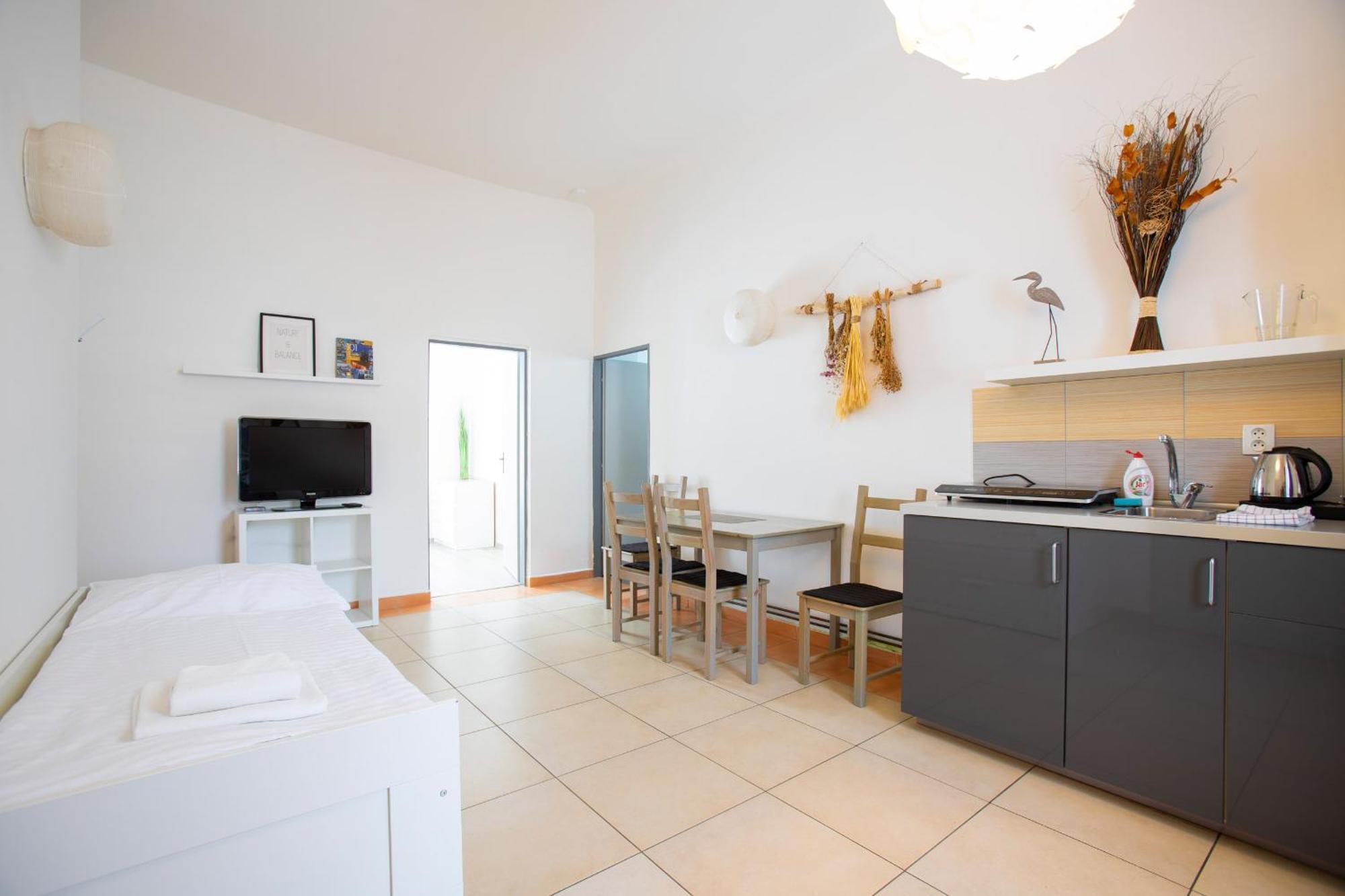 Amenity Apartmany Perná Exteriör bild