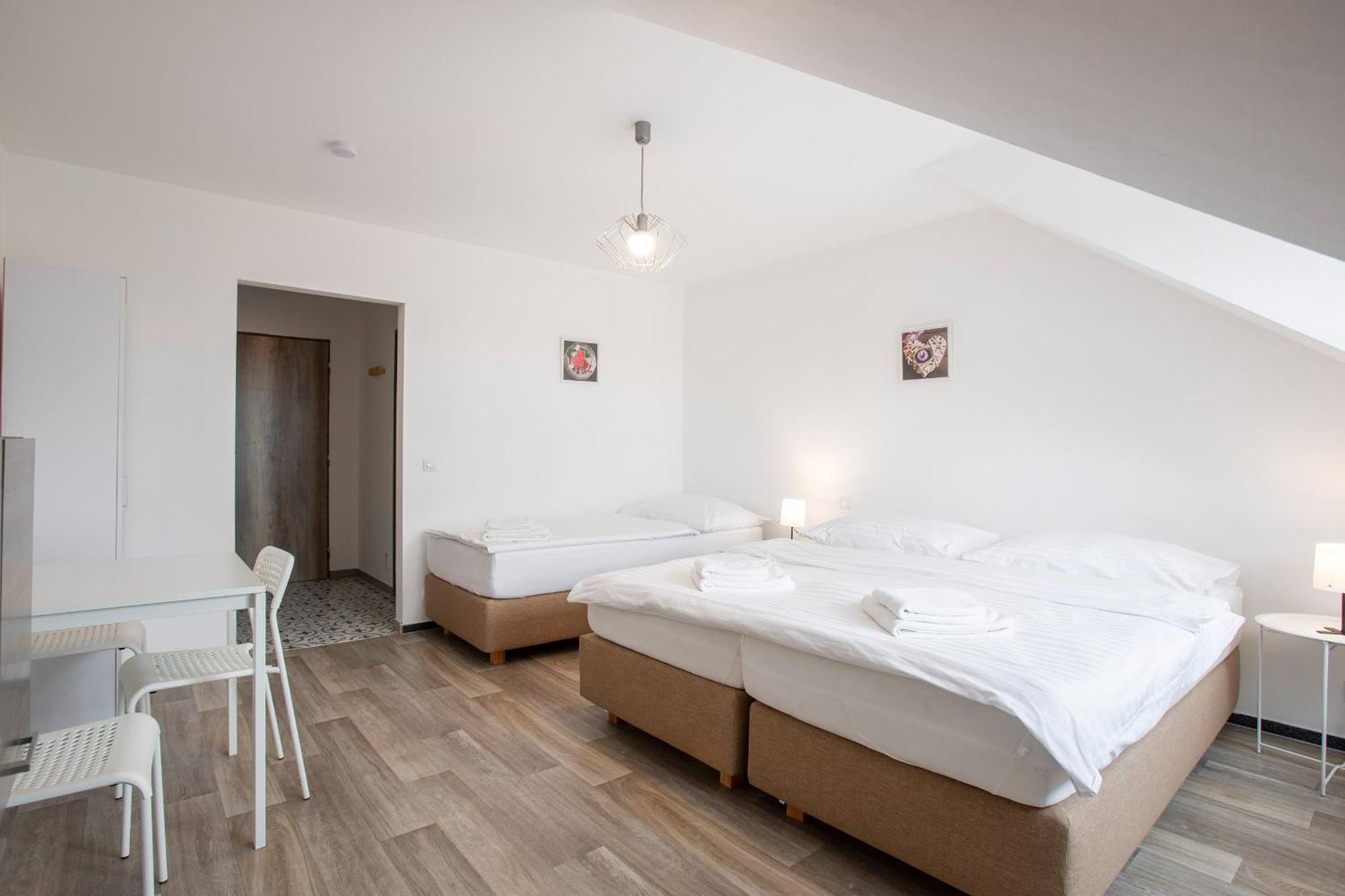 Amenity Apartmany Perná Exteriör bild